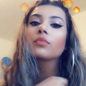 Meet your Posher, Ana